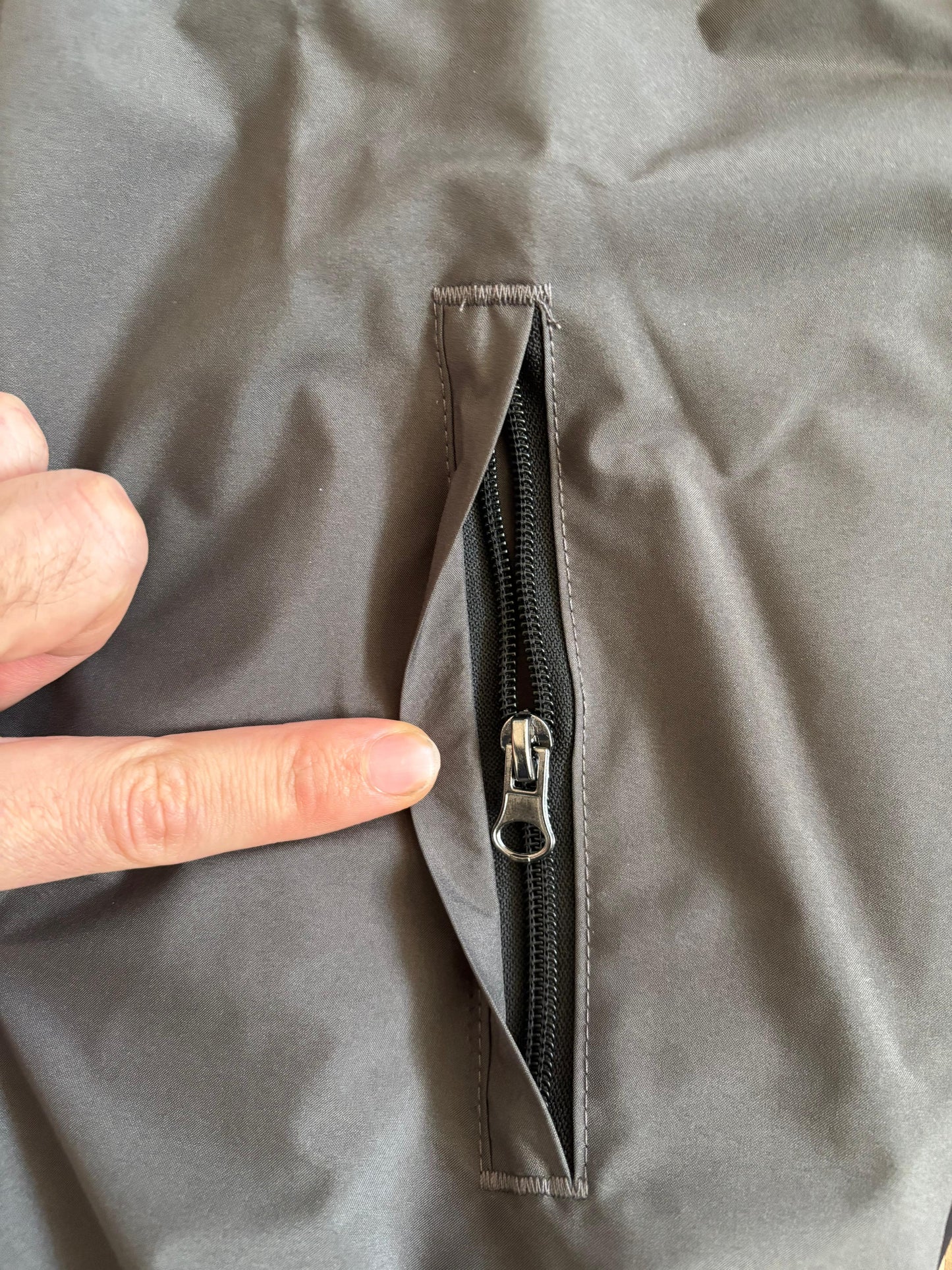 Rain Flex Ultralight Waterproof Raincoat – Design That Turns Into a Bag