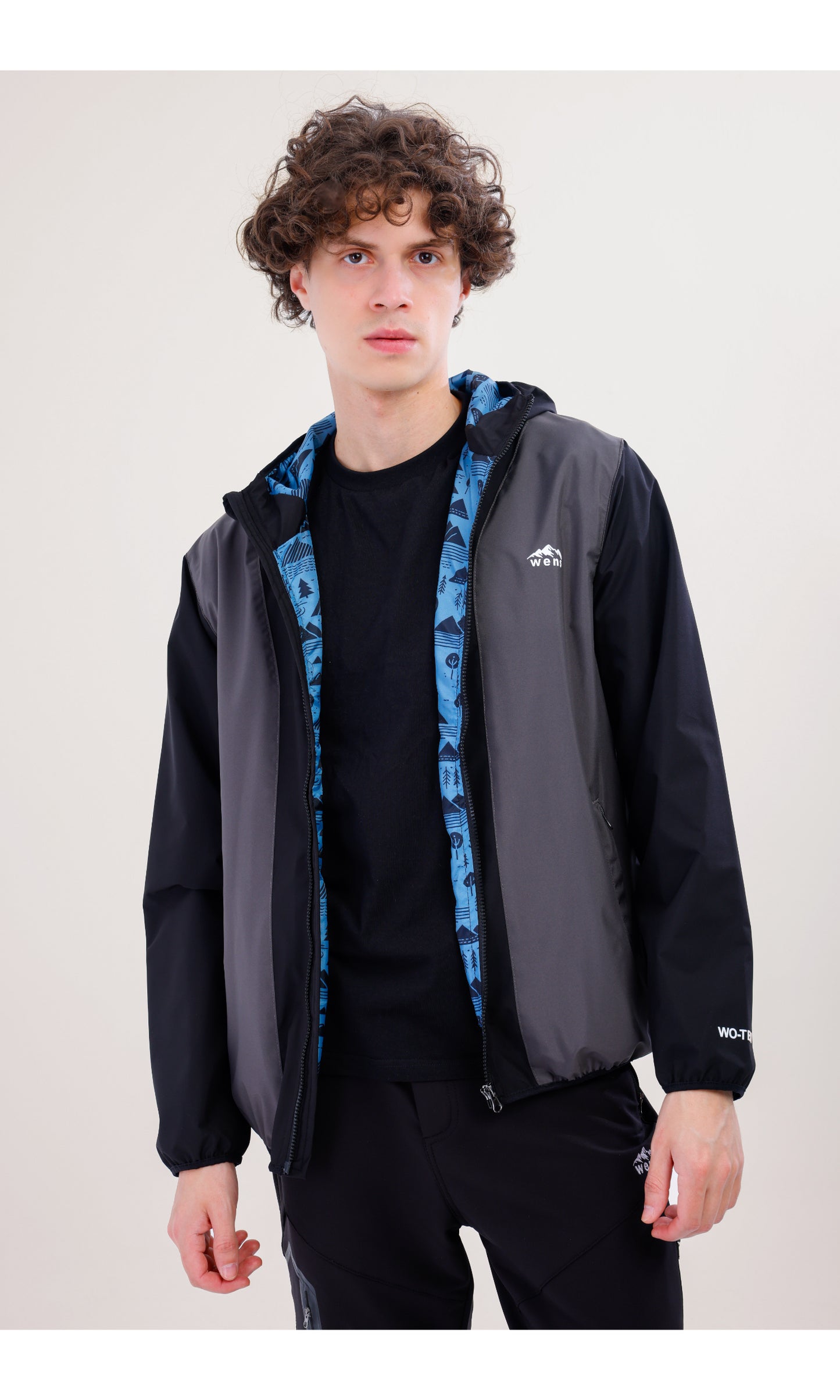 Rain Flex Ultralight Waterproof Raincoat – Design That Turns Into a Bag