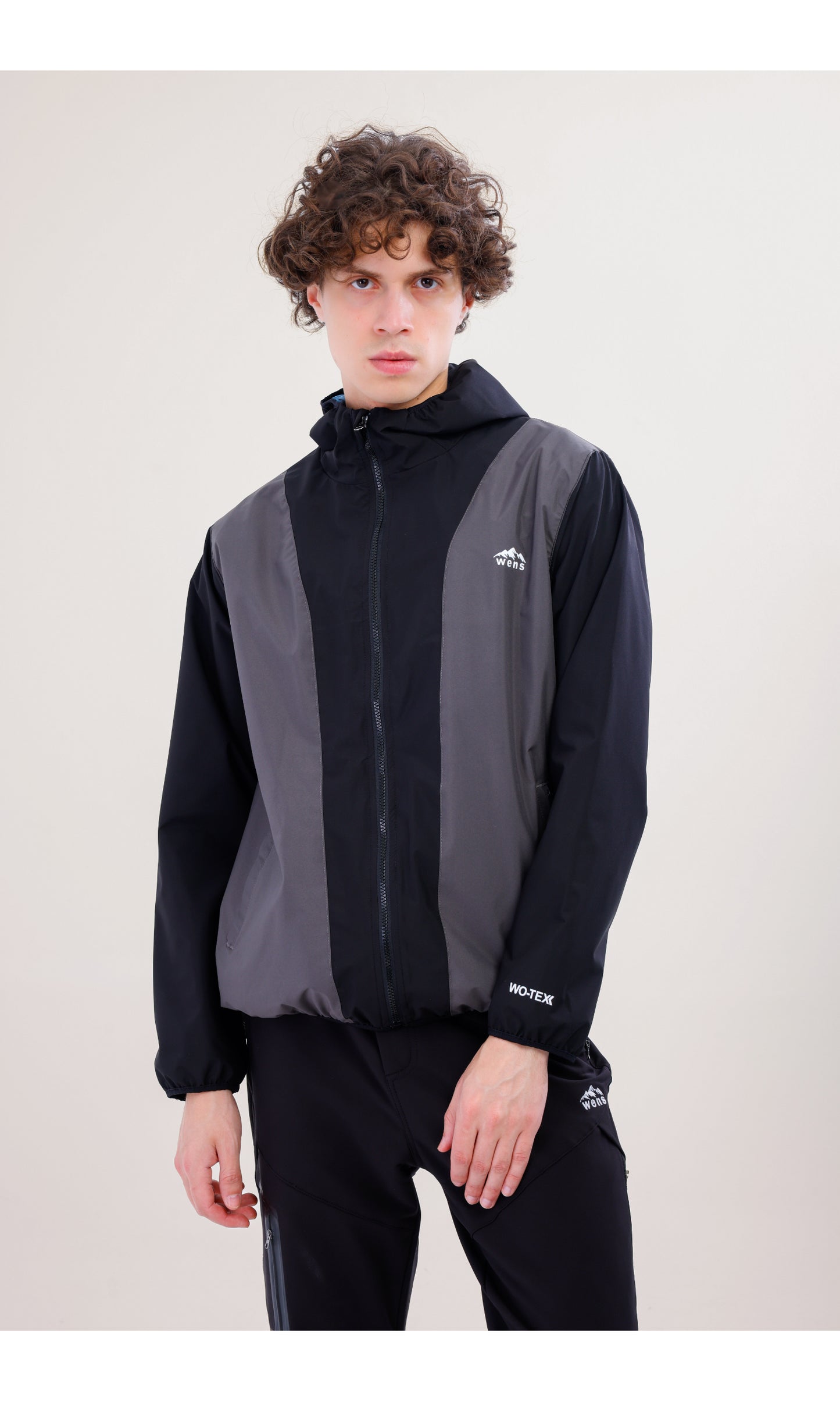 Rain Flex Ultralight Waterproof Raincoat – Design That Turns Into a Bag