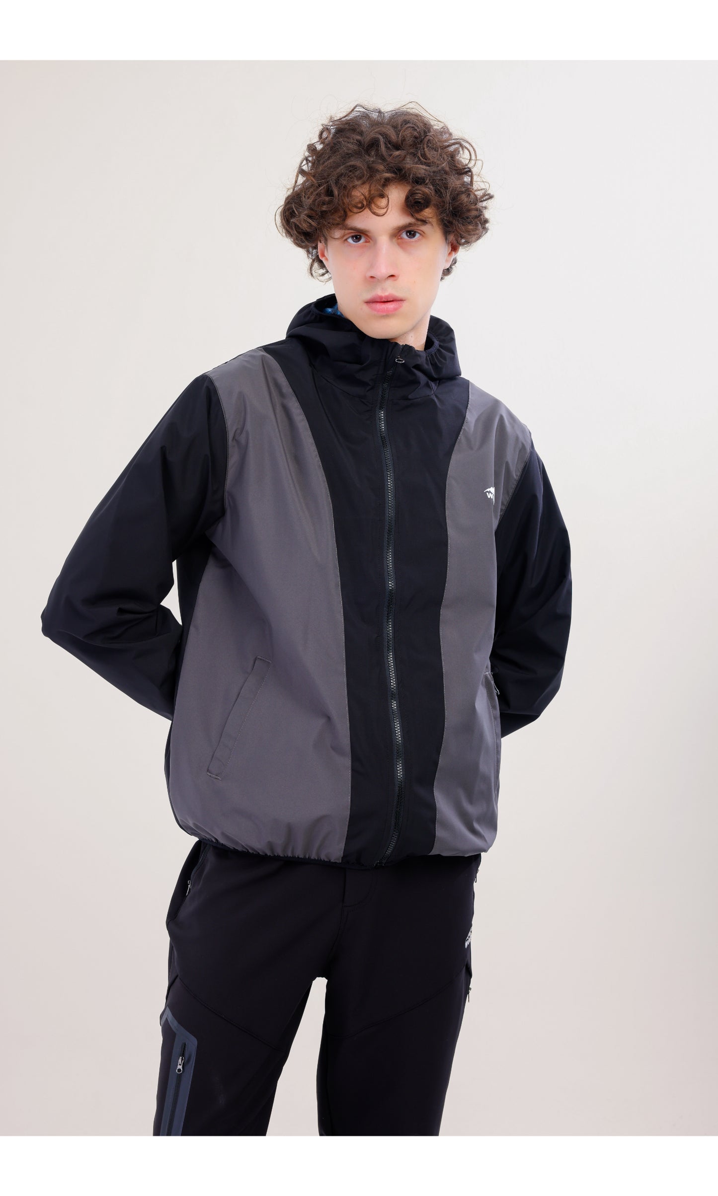 Rain Flex Ultralight Waterproof Raincoat – Design That Turns Into a Bag